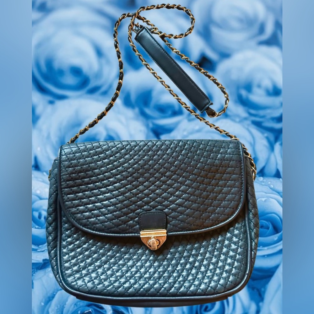 Giani Bernini Navy Leather Quilted Crossbody Bag with Chain Strap